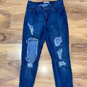 Blue ripped jeans Size 26